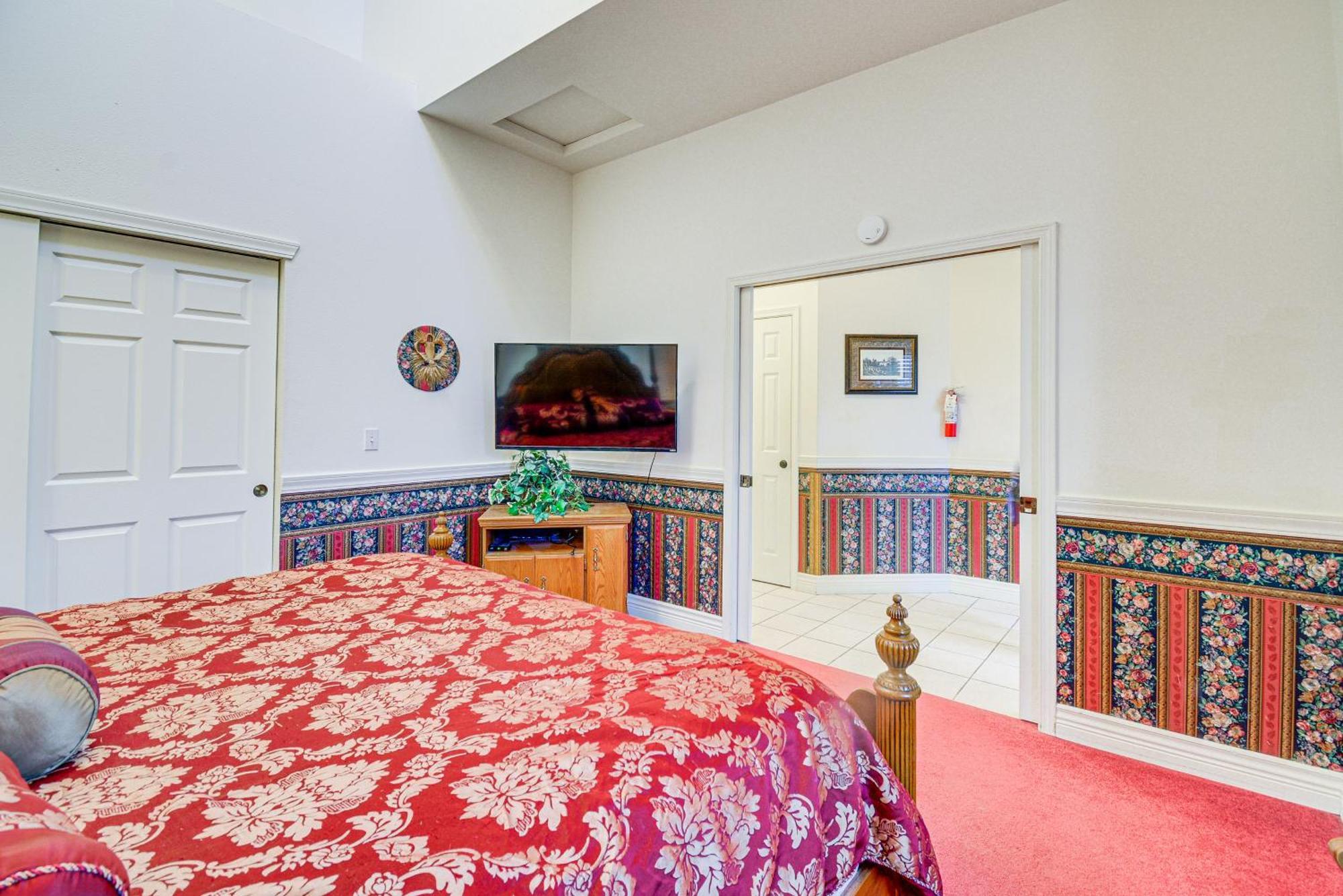 Ocean Shores Condo Rental With View - Walk To Beach! Exterior photo
